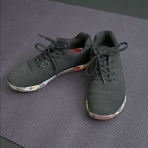 NOBULL Sneakers with Floral Sole